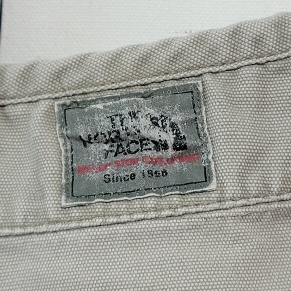 The North Face Womens Shorts Khaki A5 Series Midrise Size 8 - Picture 4 of 13